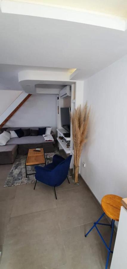 Sea Side Apartment Kotor Bagian luar foto